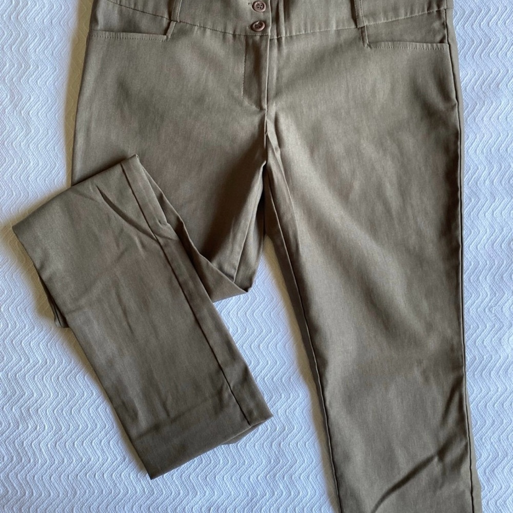 Straight ladies slacks size 11/12